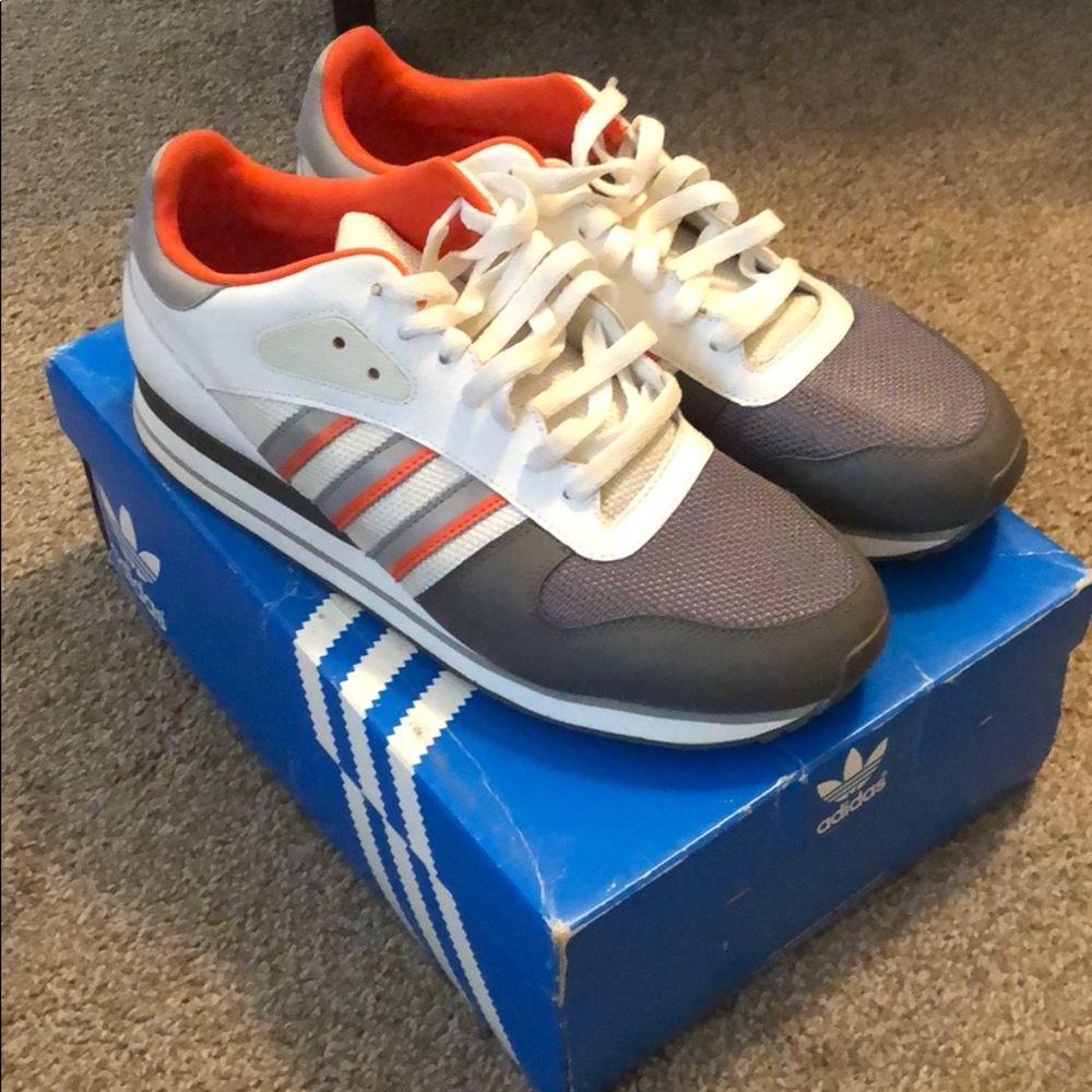 Adidas Run in White, Aluminum and Orange (G24885)